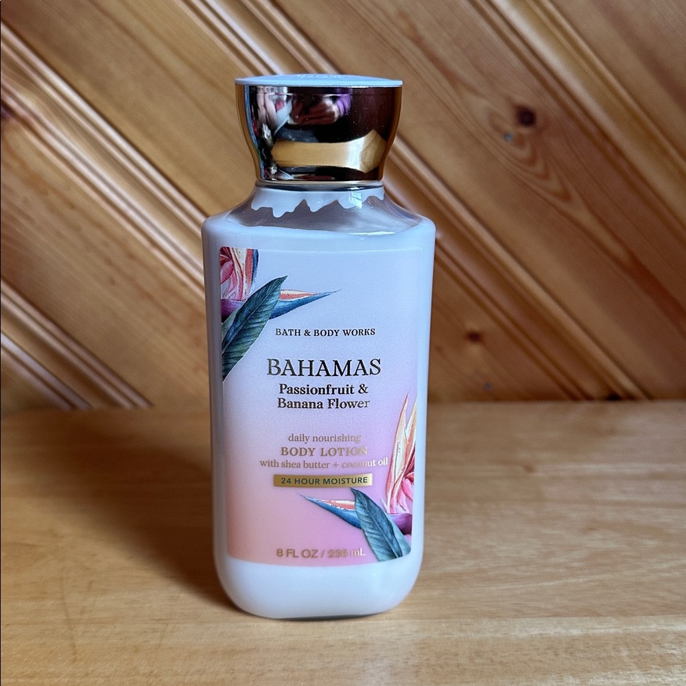 Bath & Body Works Bahamas Passionfruit & Banana Flower Body Lotion